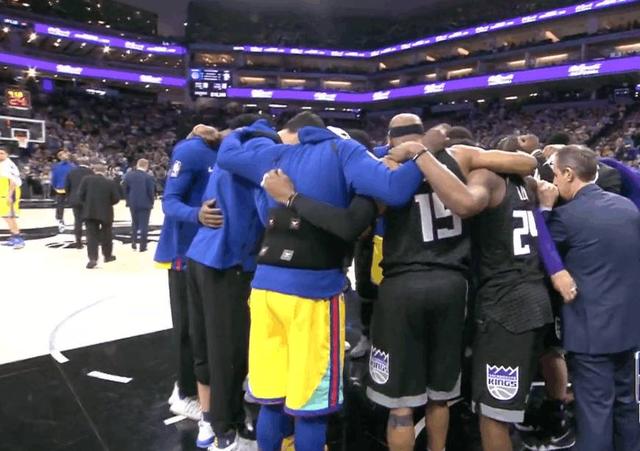 克尼佩尔超高难度后仰三分命中，黄蜂&猛龙进入加时赛！（克尼佩尔后仰高难三分飙中，黄蜂与猛龙战至加时！）