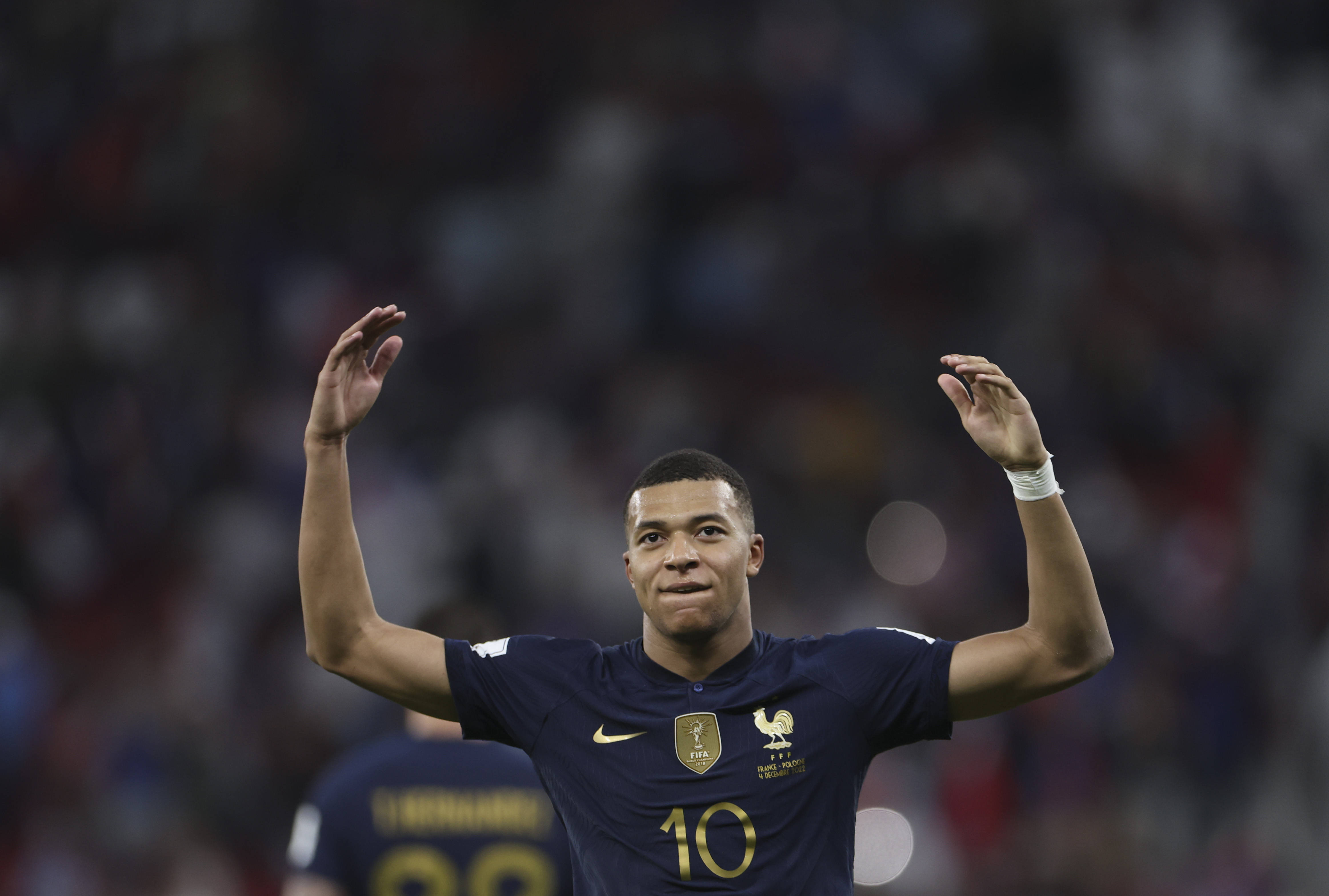 亚泰0比4国安-赛后复盘（国安4-0完胜亚泰：赛后复盘）