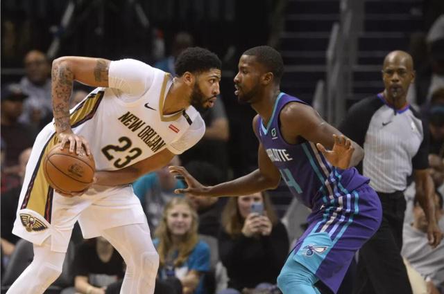 现出其独有 现出其独有